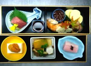 欽山の懐石の味を詰め合わせたお弁当