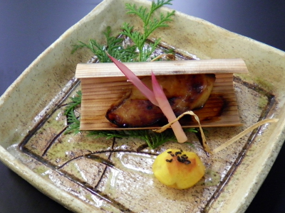 焼物一例 ～鰆味噌幽庵杉板焼と焼目栗～