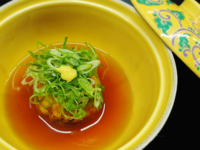 出汁の旨さ際立つ巧みな逸品 ～鰻豆腐の鼈甲餡掛け～